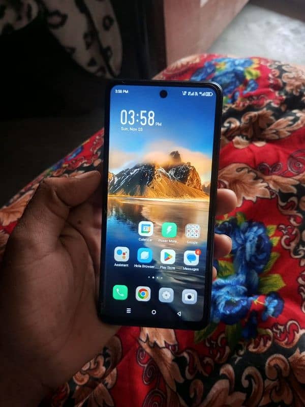 Infinix hot 40i 16/256Gb 4