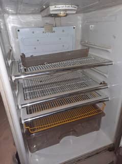 fridge fo sale in v. reasonable price