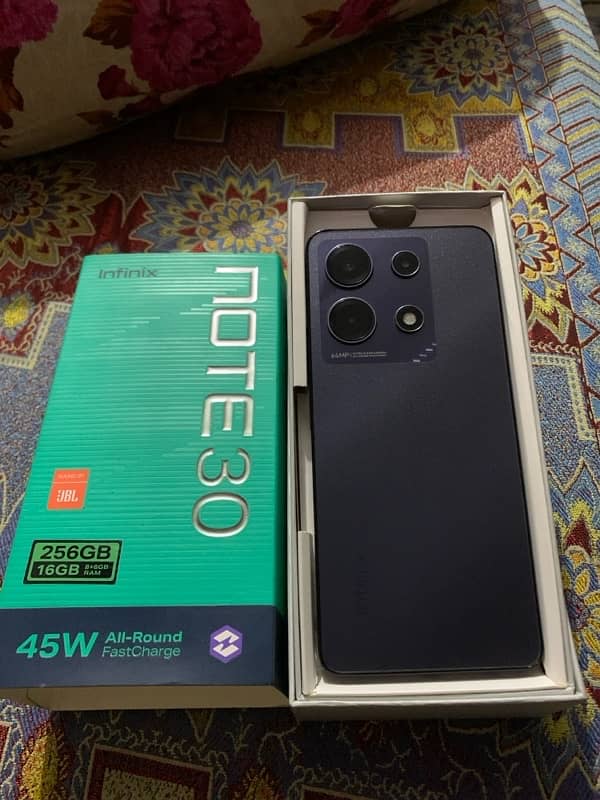 Infinix Note 30 16/256 Complete box 10by10 8