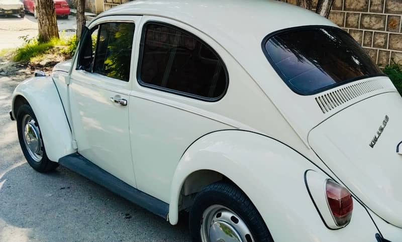 Volkswagen Beetle 1971 2