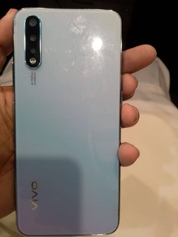 vivo S1 full ok condition box original charger 0