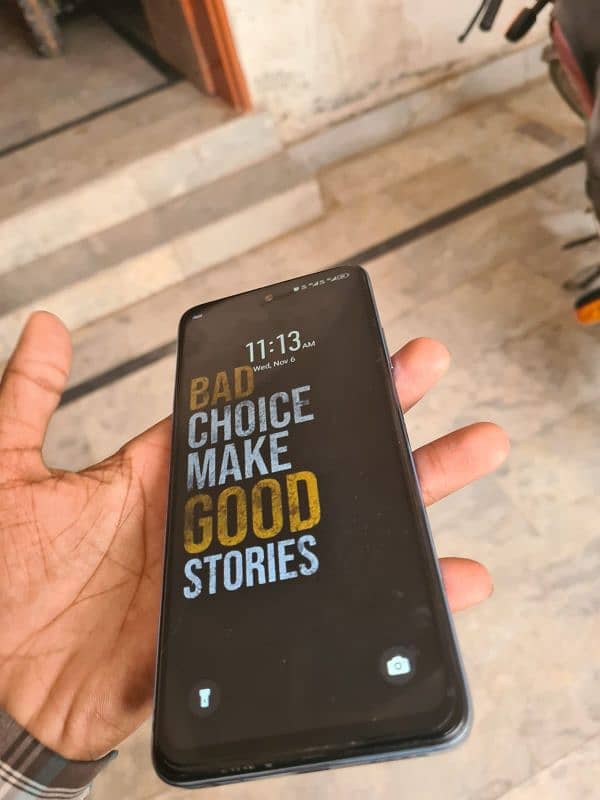 Hot 40i 8/128 Infinix with warranty 2 months remaining 2