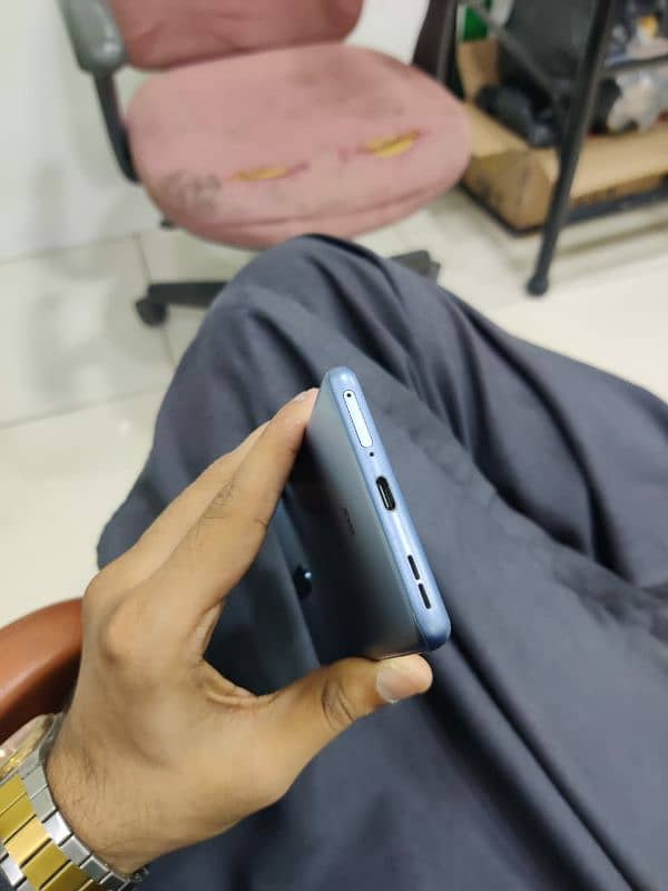 OnePlus 8 5G Mobile 3