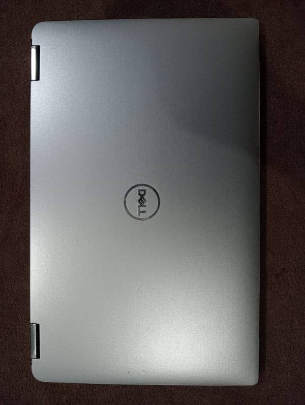 Dell Latitude (Touchscreen) 360 Degree View 1