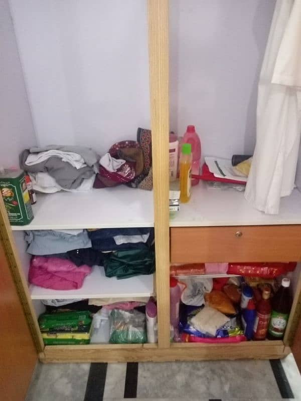 cloth cabinet (kproo ki almari) for sale 3