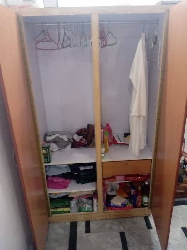 cloth cabinet (kproo ki almari) for sale 4