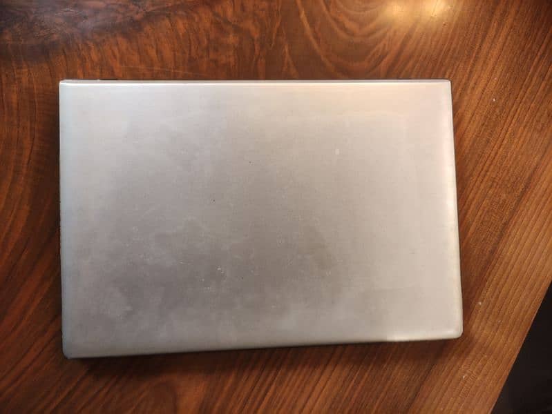 Lenovo Ideapad i5-6th gen 8gb ram 4