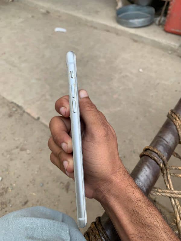 Iphone 8plus Non PTA 2