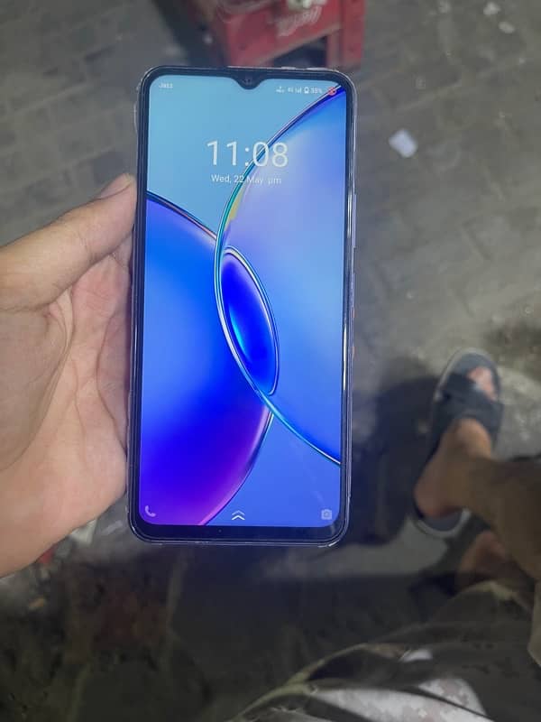 vivo Y17s 5