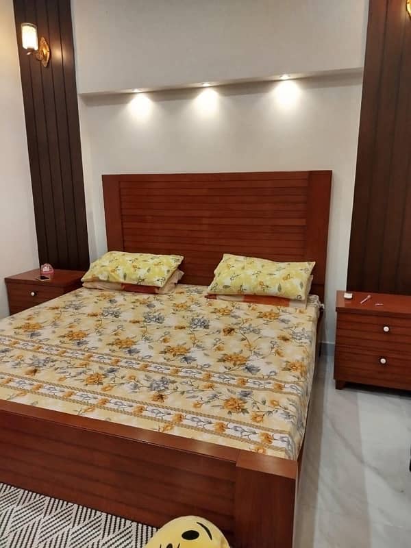 Pure wooden bed from al-naffy behria town 0