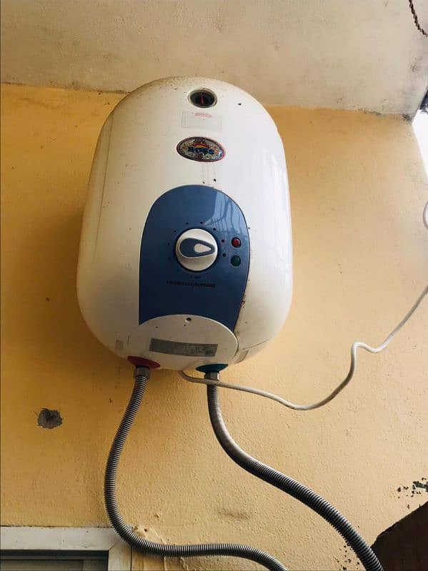 Instant Electric Geyser for sale 3