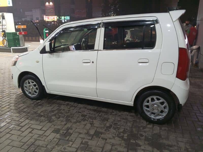 Suzuki Wagon R 2019 4