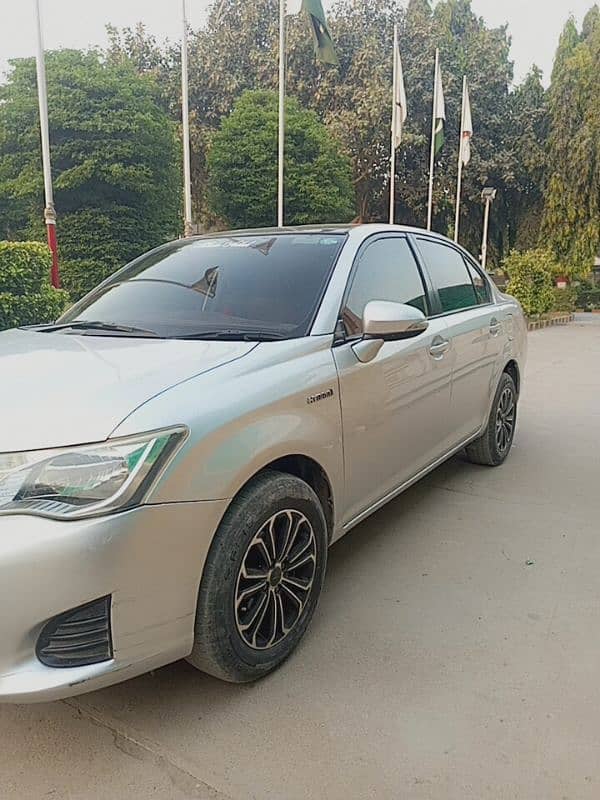 Toyota Corolla Axio 2014/17 1