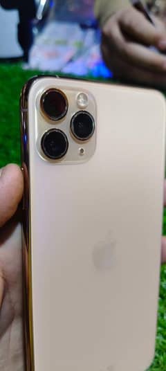 iphone 11 pro max 256 GB factory unlocked