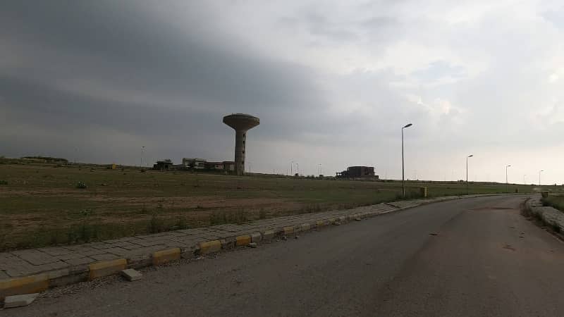 Residential Plot For sale Situated In Bahria Town Phase 8 - Bahria Orchard 1