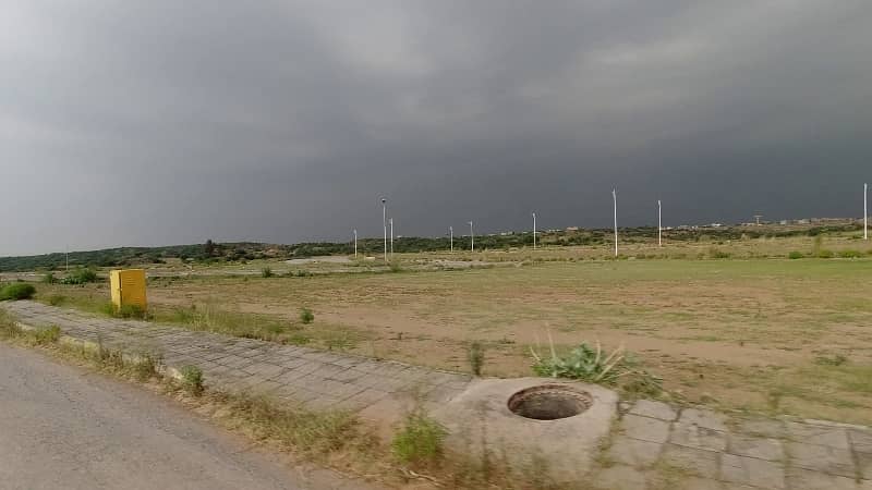 Residential Plot For sale Situated In Bahria Town Phase 8 - Bahria Orchard 3