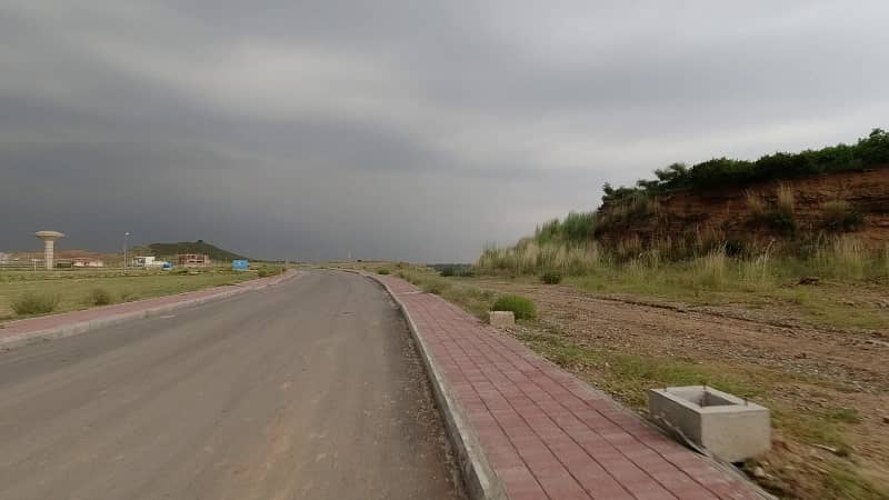 Residential Plot For sale Situated In Bahria Town Phase 8 - Bahria Orchard 6