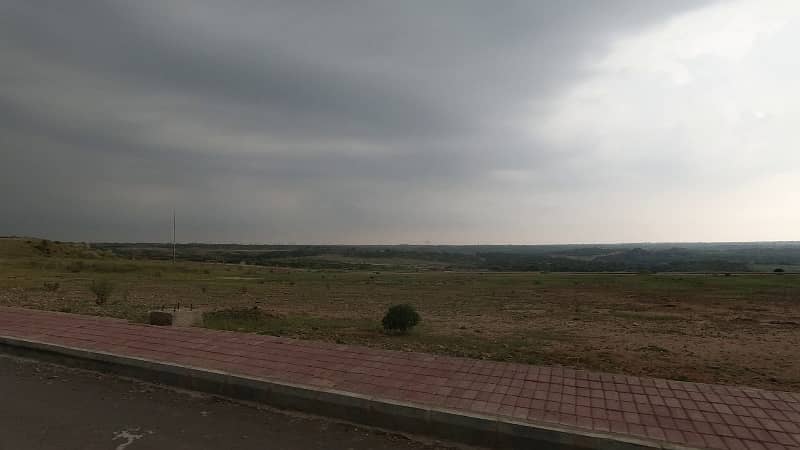 Residential Plot For sale Situated In Bahria Town Phase 8 - Bahria Orchard 7