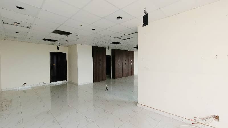 2969 Sqft Office Is Available For Rent In AlHafeez Executive, Ali Zaib Road, Gulberg, Lahore. 13