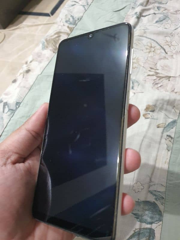 Samsung Galaxy A22 Amoled 90 Hertz 4/128 Like new 10/10 PTA Dual sim 3