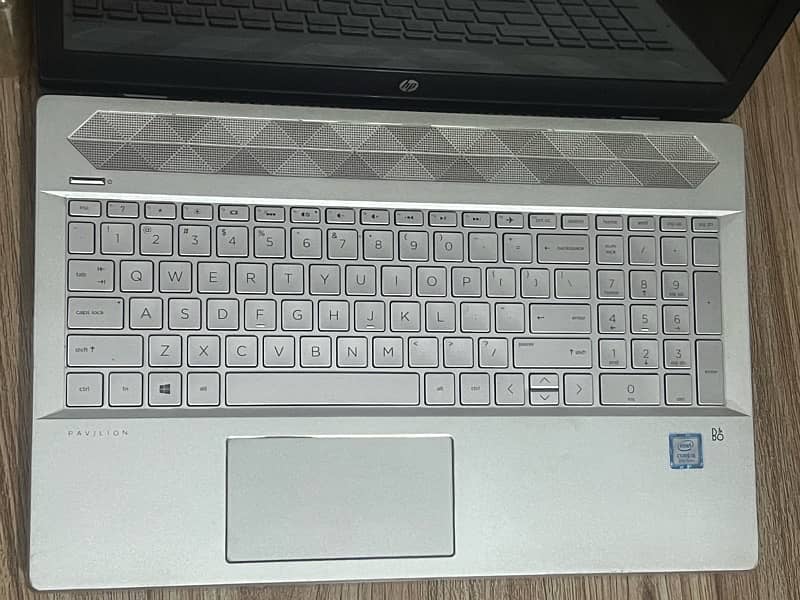 HP Pavilion i5 8th Gen 2