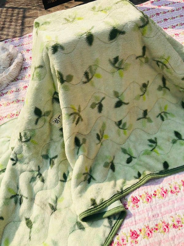 Single floral blankets 2