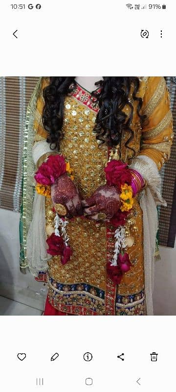 Mehndi dress in very excellent condition 1