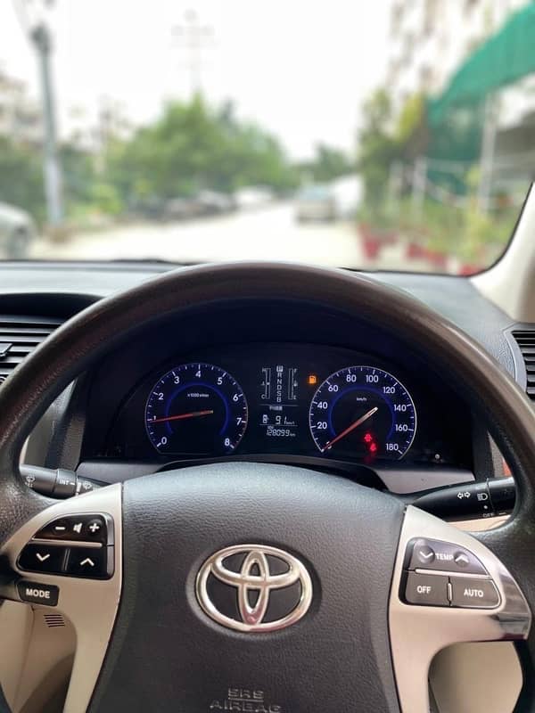 Toyota Premio 2014 5