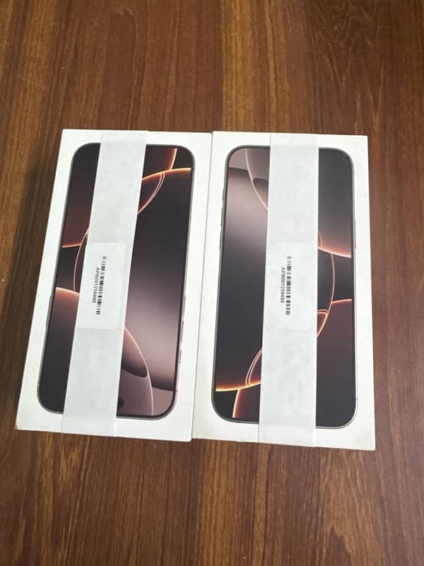 Iphone 16 Pro max box pack desert titanium 1