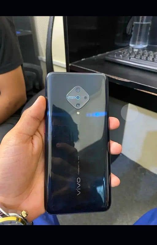 Vivo S1 Pro 0