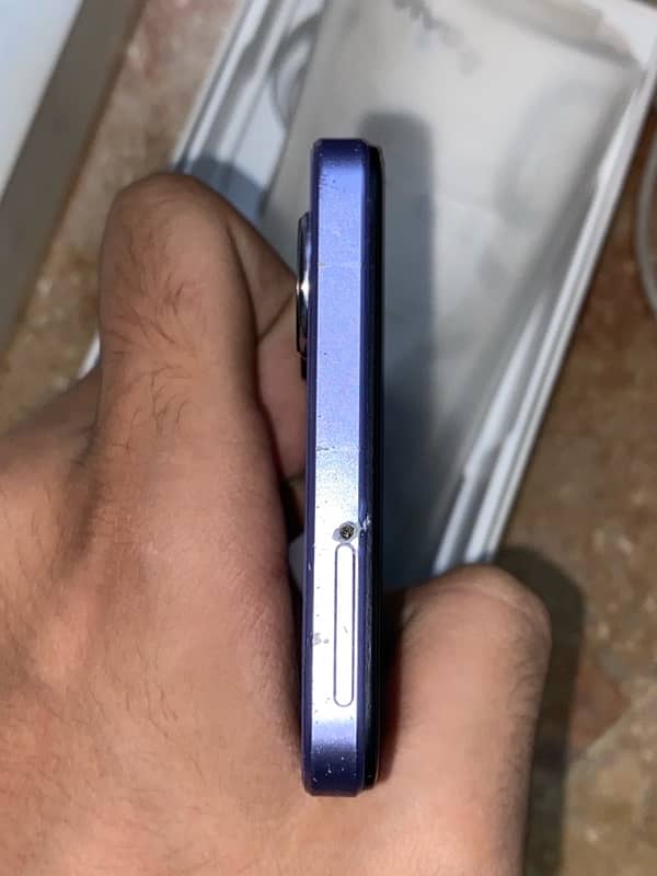 VIVO y17s 10/9 condition 6+6/128 4