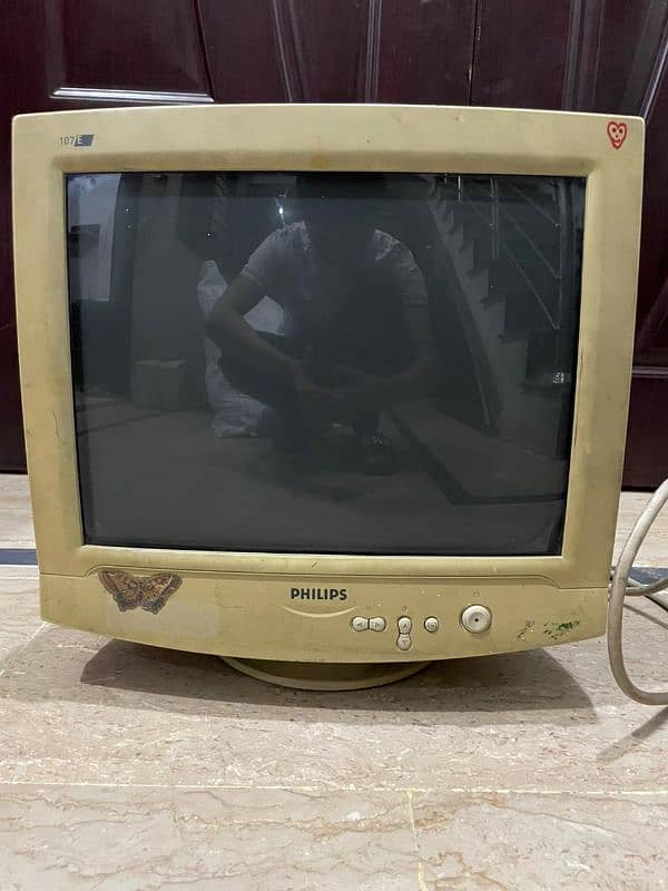 Philips 17 inches Monitor 0