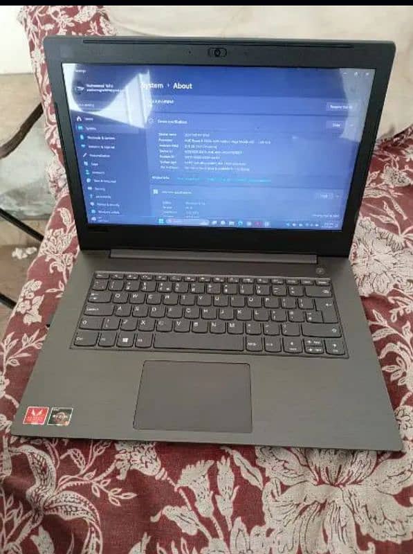 Lenovo v330-14arr 0