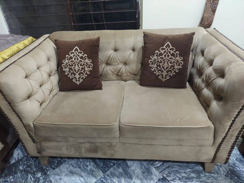 beautiful sofa set 6 seaters 5