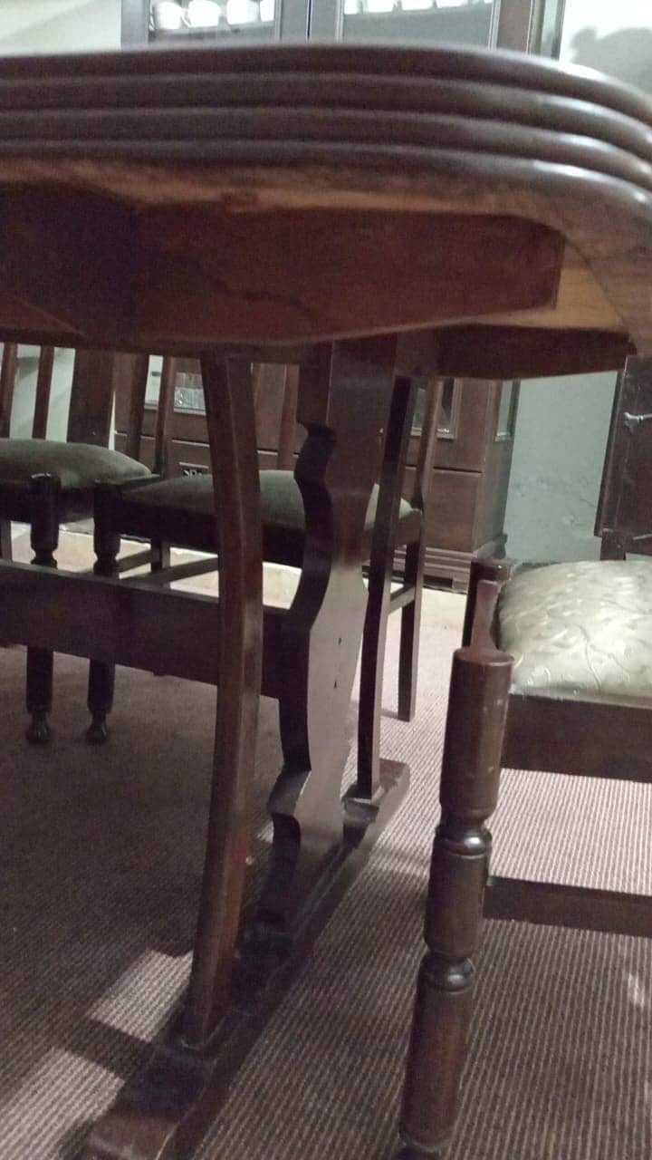 Solid Wood Dinning Table 6 Chairs 1