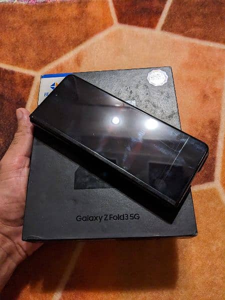 Samsung Z Fold 3 Official pta just Outer Display Work 1