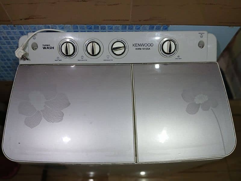 KENWOOD SEMI AUTOMATIC WASHING MACHINE 4