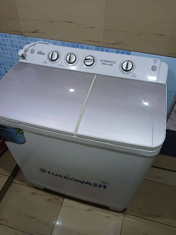 KENWOOD SEMI AUTOMATIC WASHING MACHINE 6