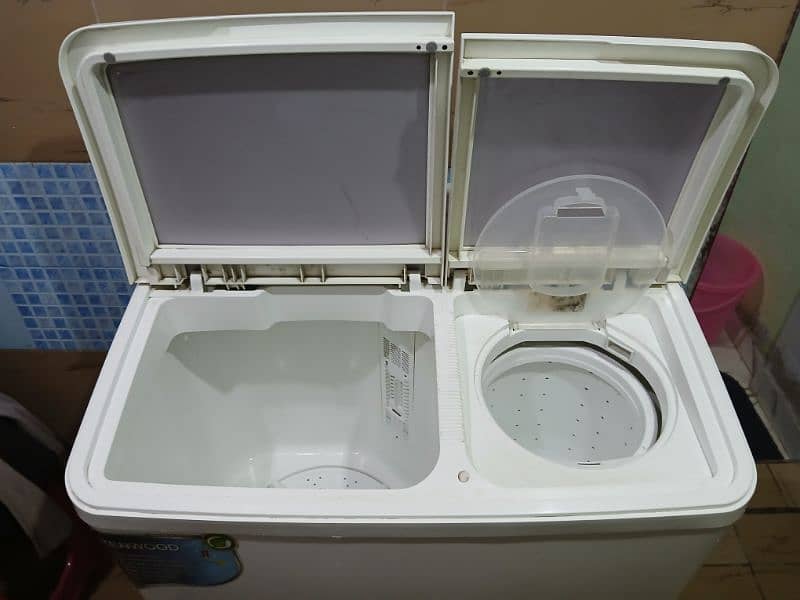 KENWOOD SEMI AUTOMATIC WASHING MACHINE 10