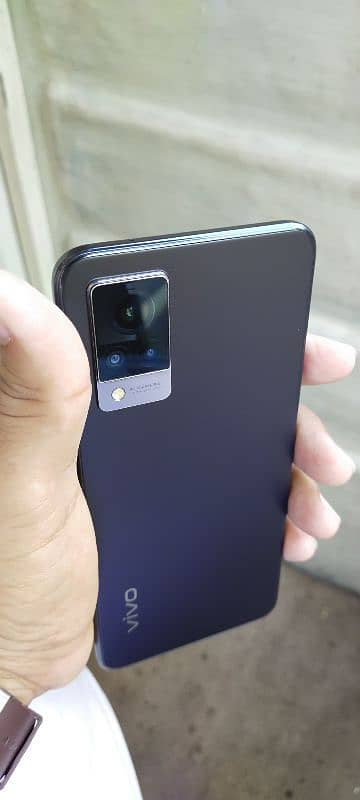 Vivo V21 8/128 0