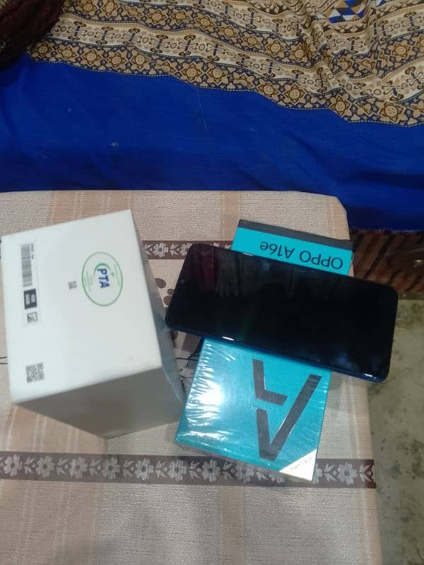 oppo A16e with box and charger 3