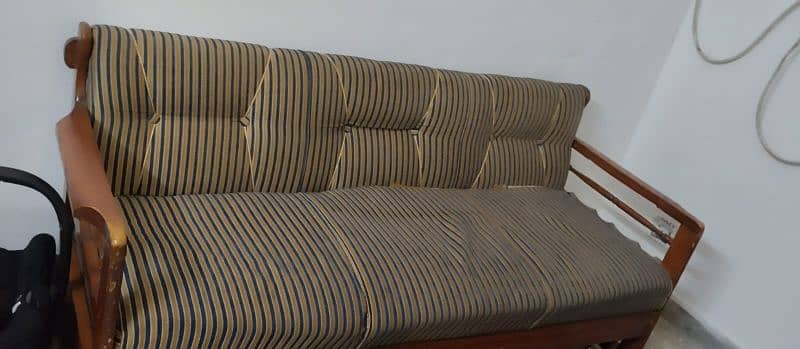 5 seater wooden sofa set 1