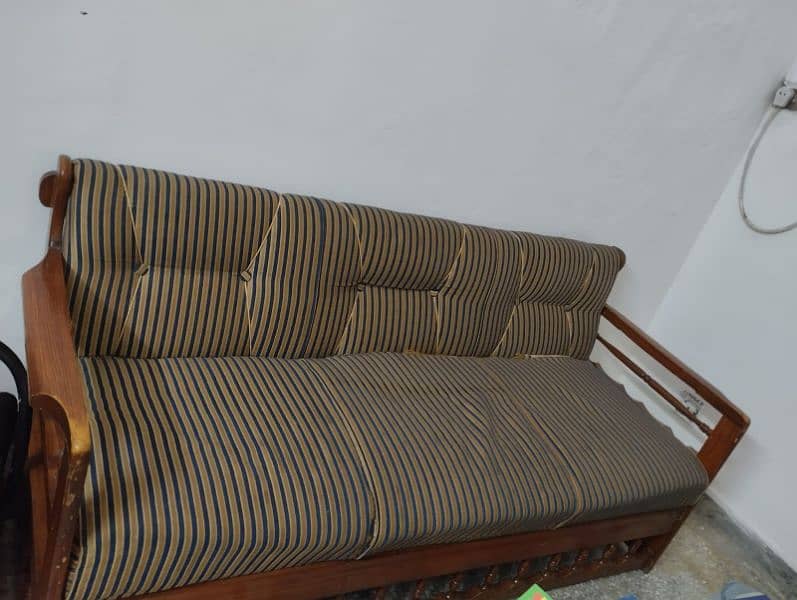 5 seater wooden sofa set 2