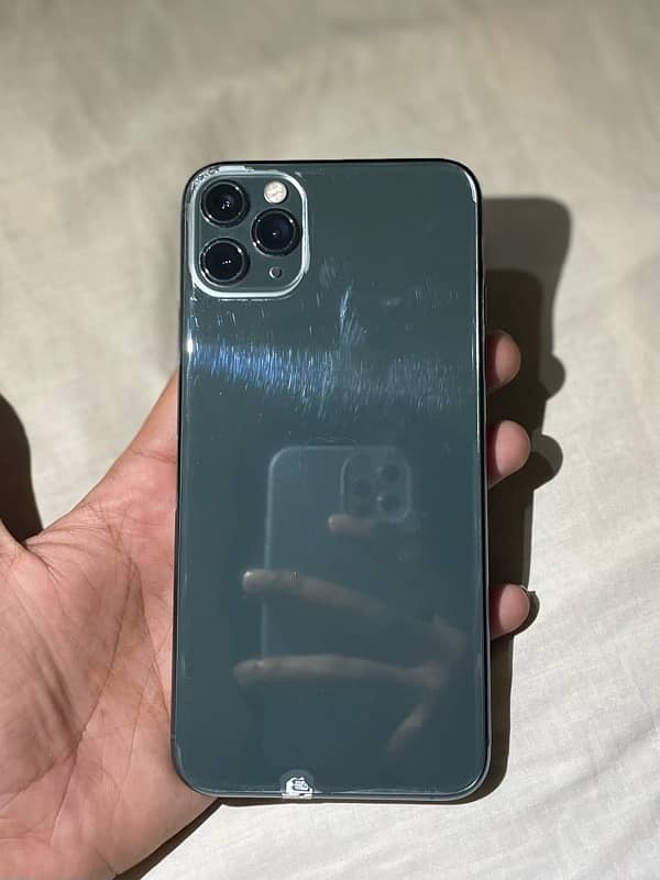 iPhone 11 Pro Max  ( URGENT SALE) 0