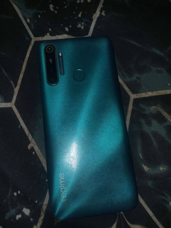 Realme 5i 4/64 1