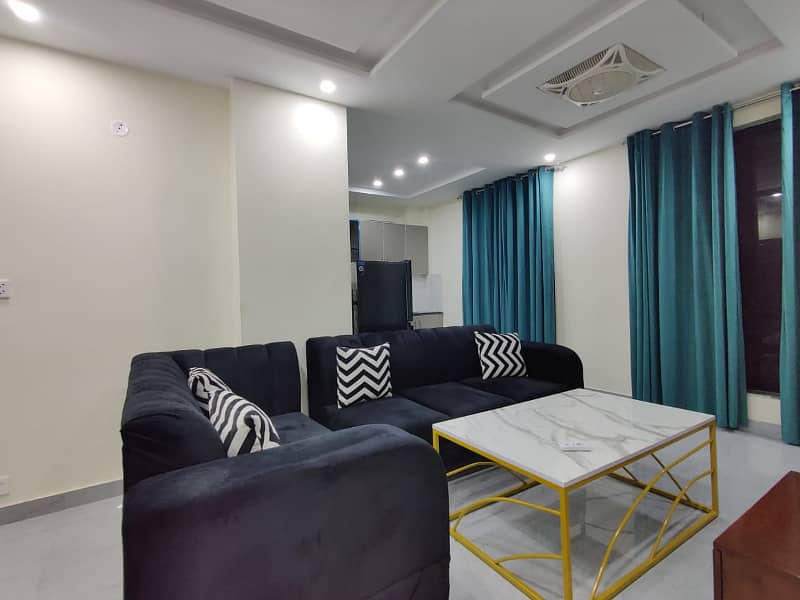 One Bed Furnished Brand New Apartment For Rent In Bahria Town, Lahore. 4