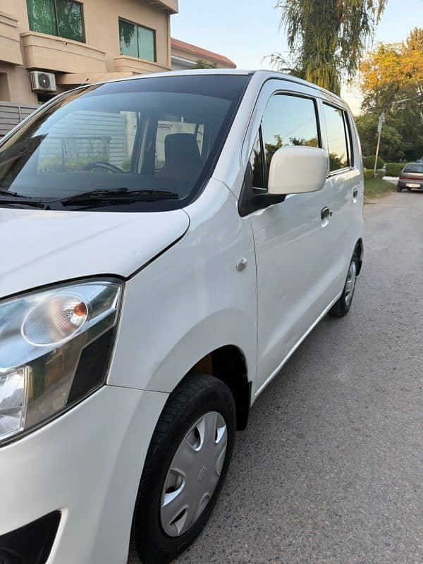 Suzuki Wagon R 2019 1