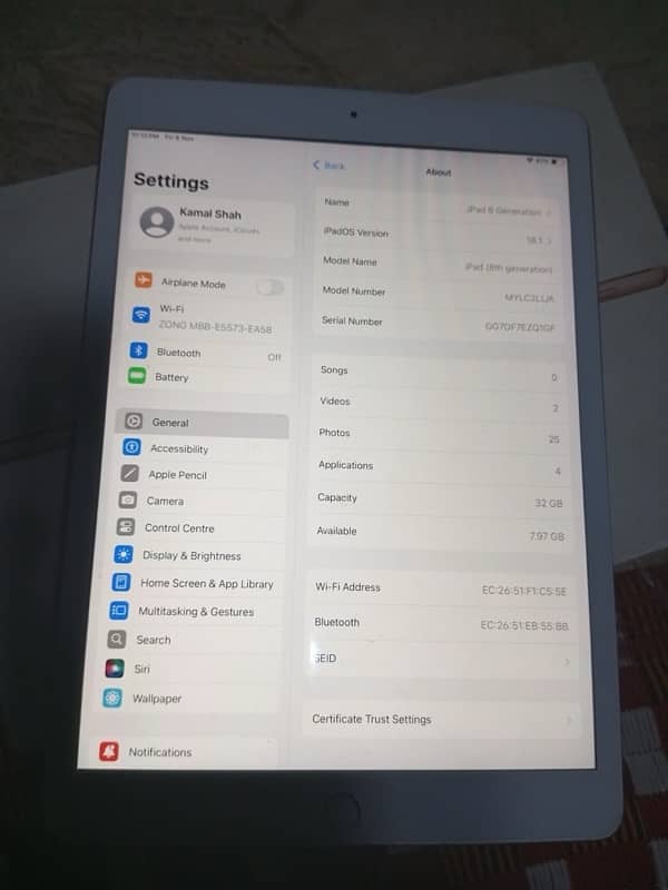 IPad 8 Generation with Box 8