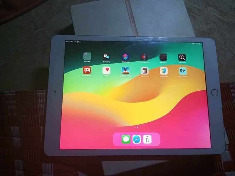 IPad 8 Generation with Box 9