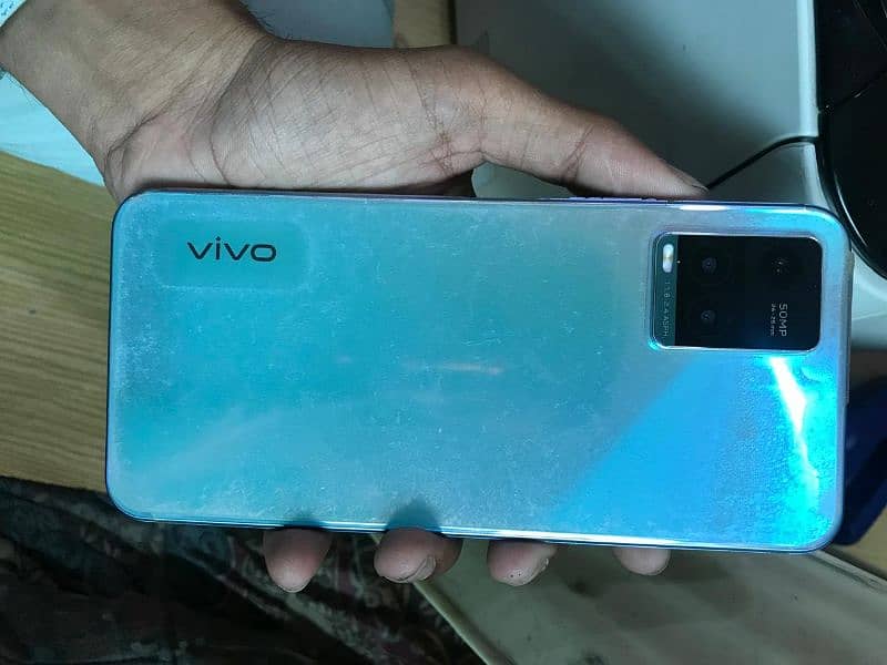 Vivo y33s 8+4 128Gb 4